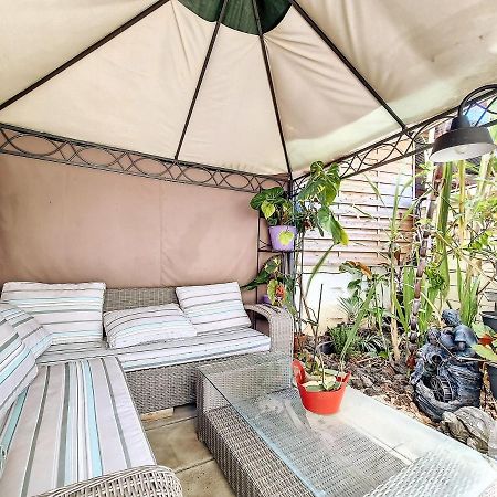 Paul Et Aliette - T3 Classe 3 Etoiles - 70M2 - Saint-Denis Luaran gambar
